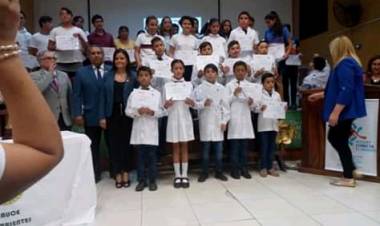 Fueron Distinguidos los Mejores Compañeros.