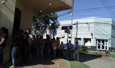 Los Bancos de Sauce, se Vistieron de Fiesta