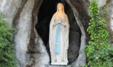La Comunidad de Lourdes, comienza su Novena.