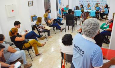 SUTECO no firmó acuerdo y activa consulta docente por oferta salarial de Provincia